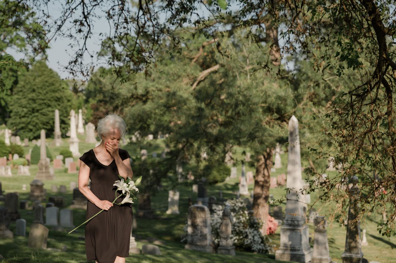 Grief, Loss & Life Transitions in Los Angeles
